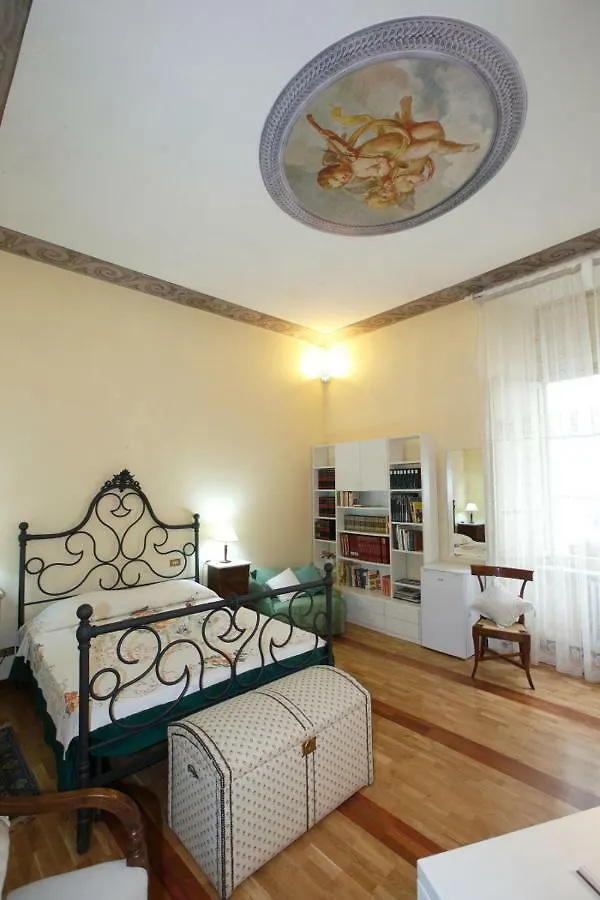 Residenza D'Epoca Montanini Bed & Breakfast Siena