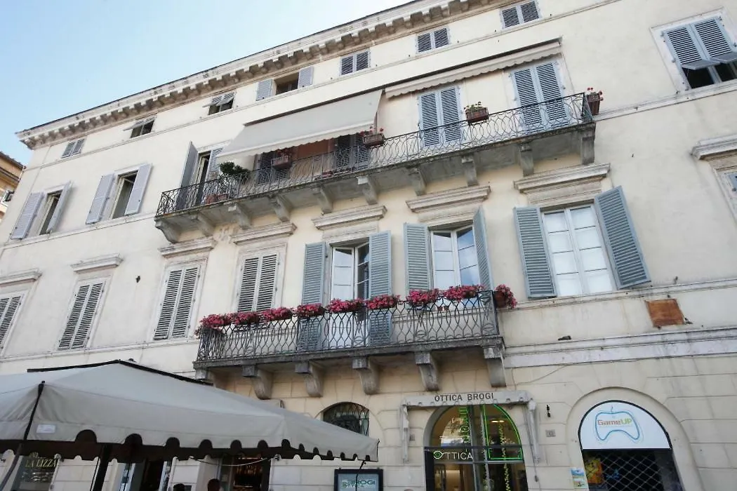 Residenza D'Epoca Montanini Bed & Breakfast Siena