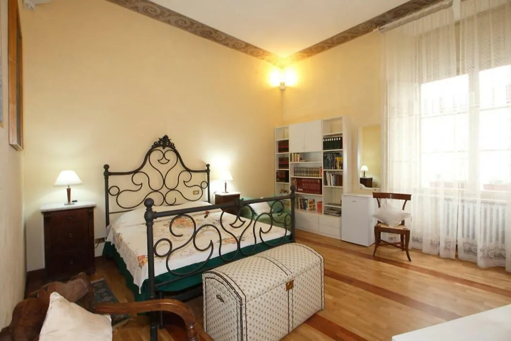 Residenza D'Epoca Montanini Bed & Breakfast Siena Italy