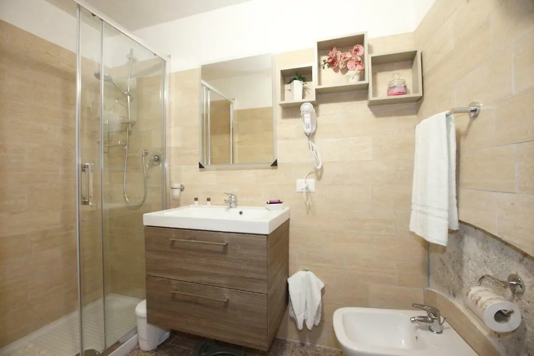 Residenza D'Epoca Montanini Bed & Breakfast Siena