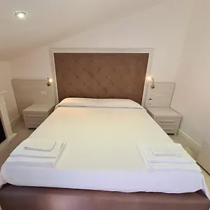 Guest house Isola Nel Parco &